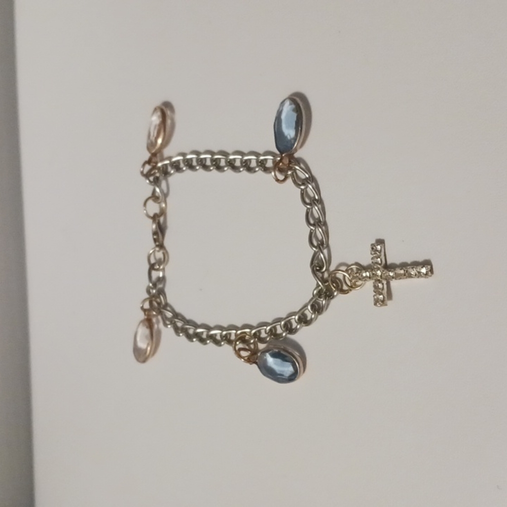 White Blue And Cross Pendant Chain Bracelet